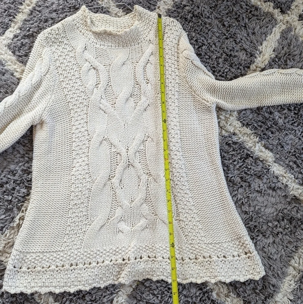 Orvis Chunky Cable Neck Cream Cowl Neck Sweater Size Large